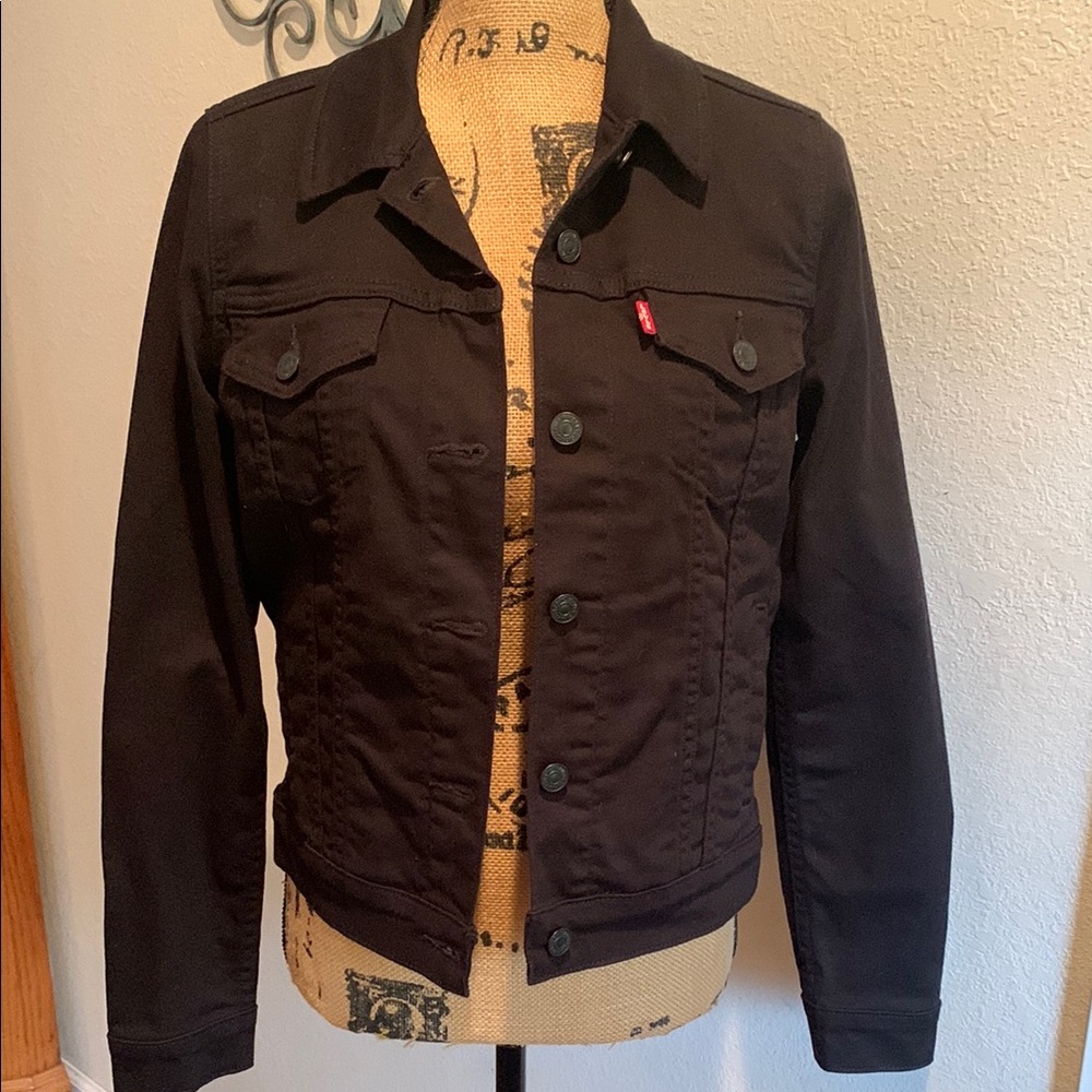 Levi's Women's Dark Denim Jacket